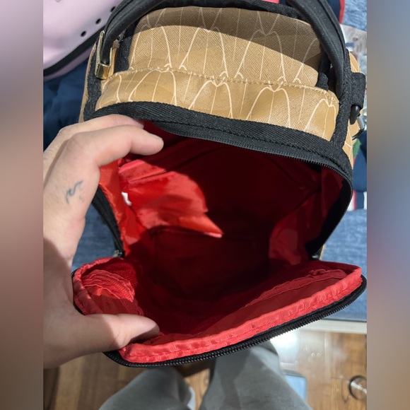 Spray ground bag - Picture 4 of 4